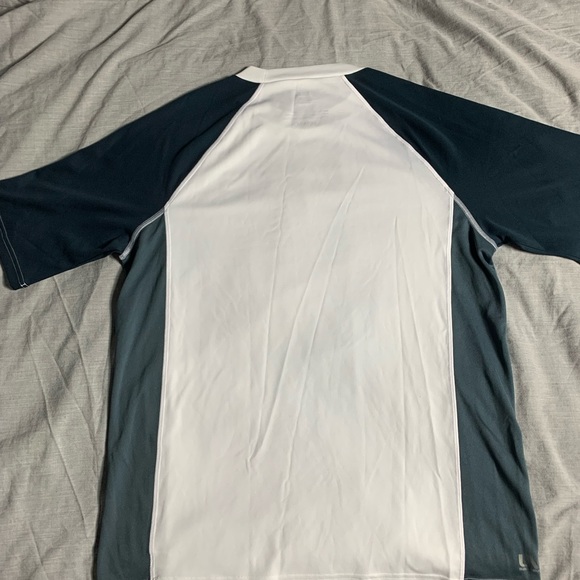 Mens Speedo Rash Guard - Picture 2 of 4